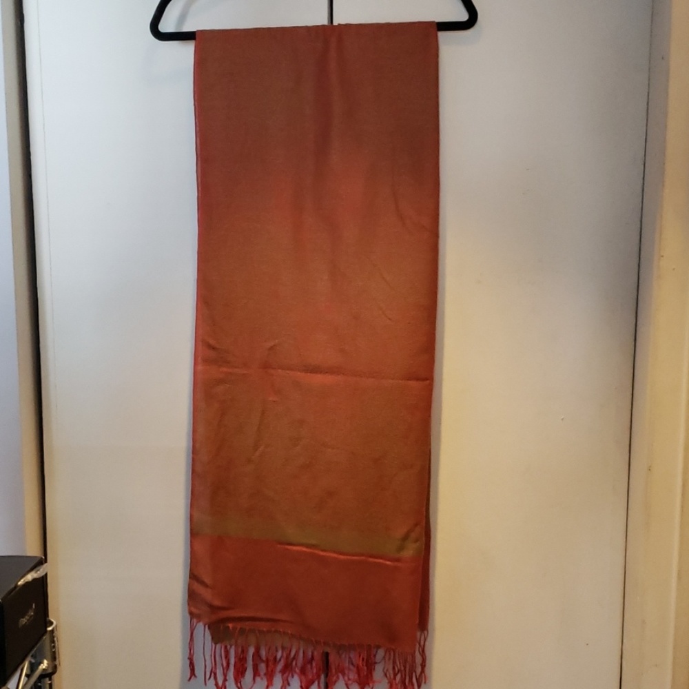 Patterned scarf